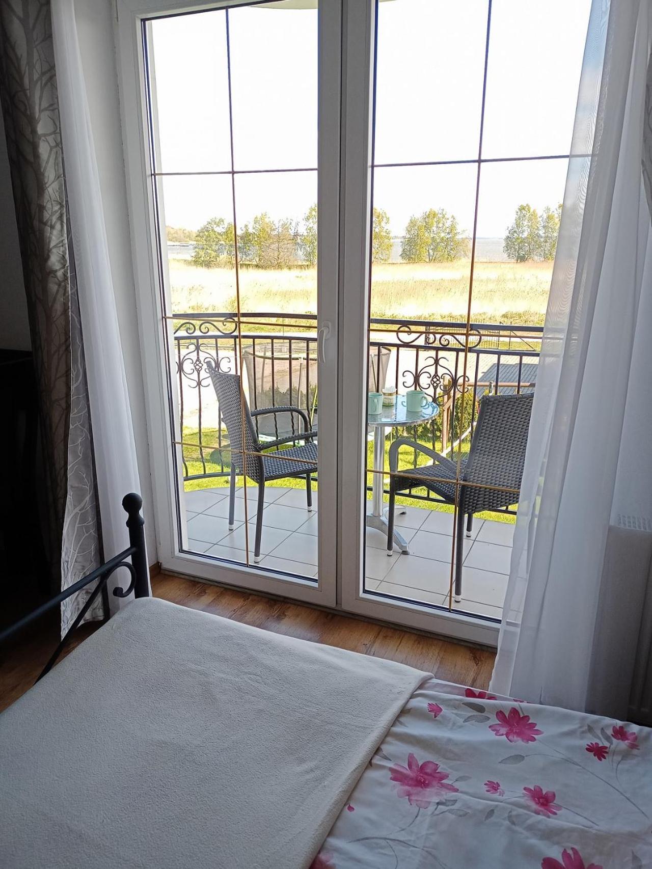 Villa Over Lake Мєлно Екстер'єр фото